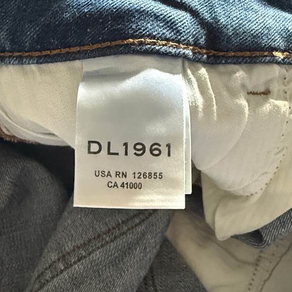 DL1961 Classic Blue Denim Shorts - Picture 6 of 9